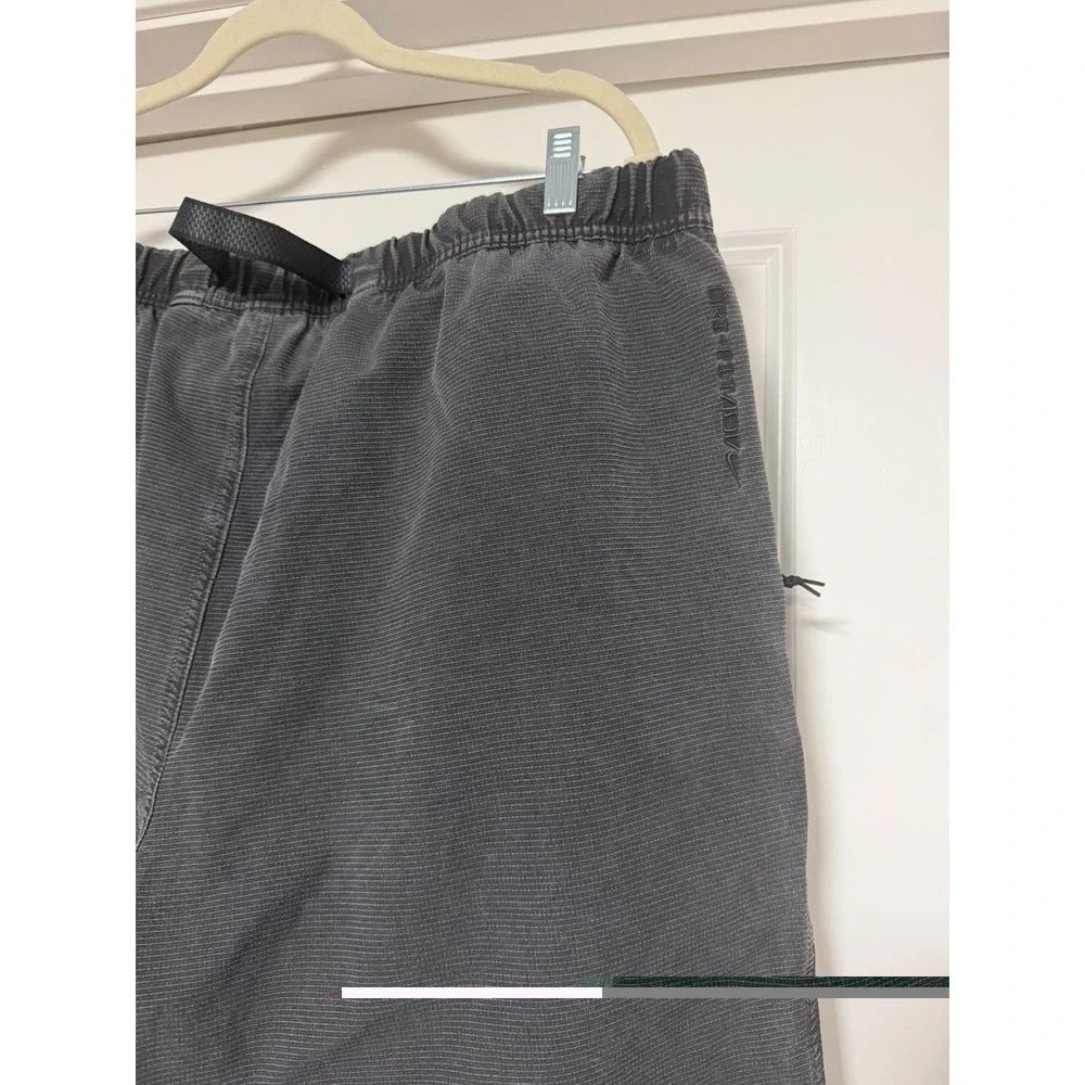Nike ACG Trail Flyease trousers in gray, Women's Size XXL, NWT